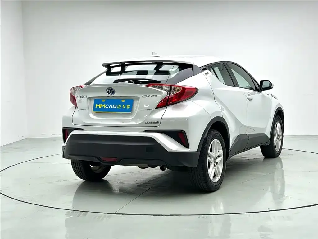 Toyota C-HR 2023 из CN, фото 5