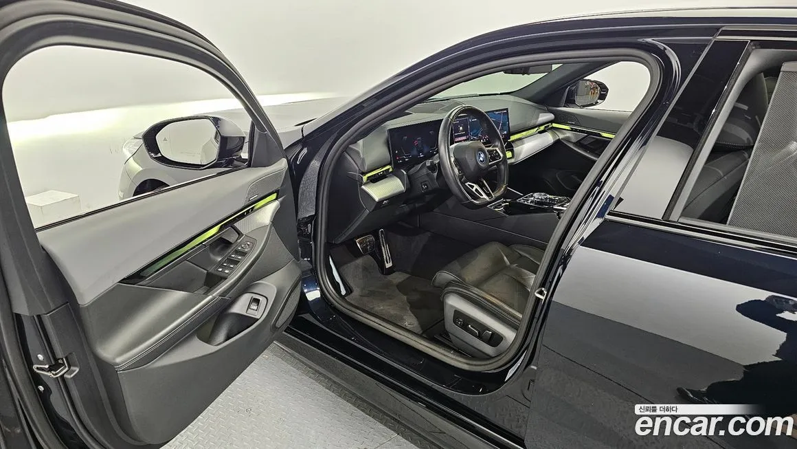 BMW i5 2024 из KR, фото 5