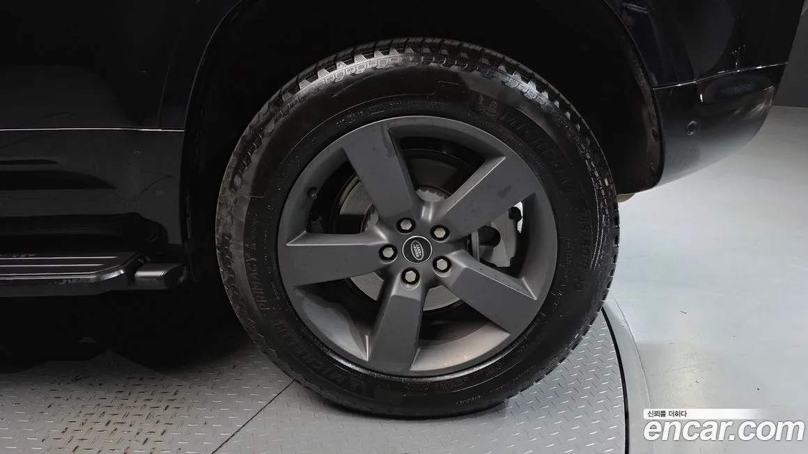Land Rover Defender 2025 из KR, фото 7