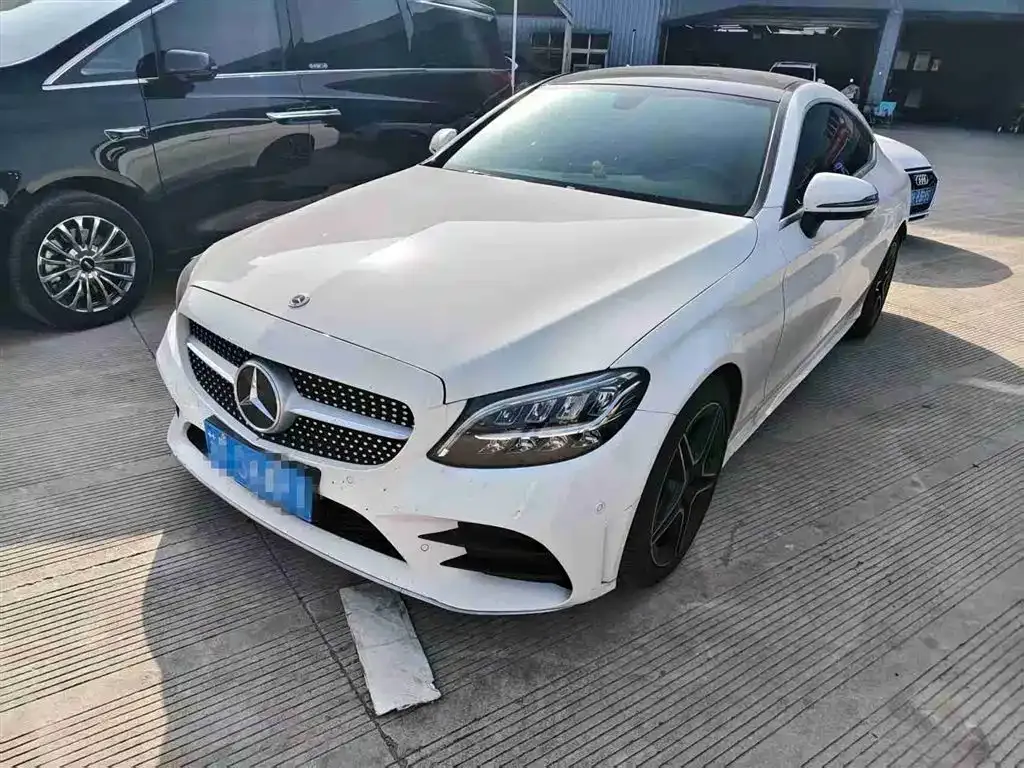 Mercedes-Benz C-Class (Import) — фото 1