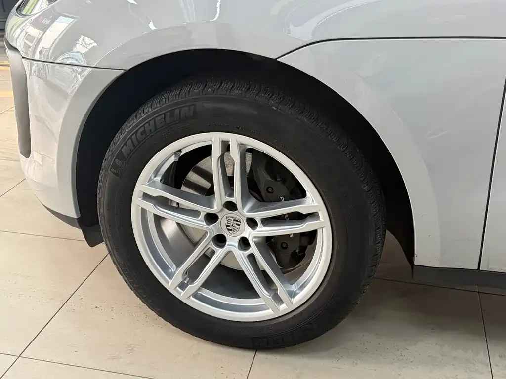 Porsche Macan 2023 из CN, фото 3