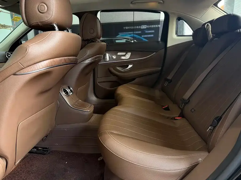Mercedes-Benz E-Class 2021 из CN, фото 4