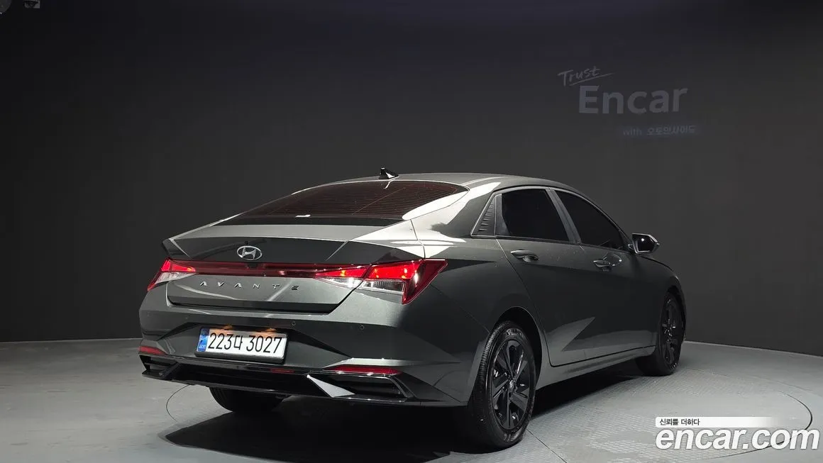 Hyundai AVANTE — фото 4