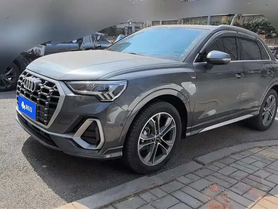 Audi Q3 2023 из CN, фото 1