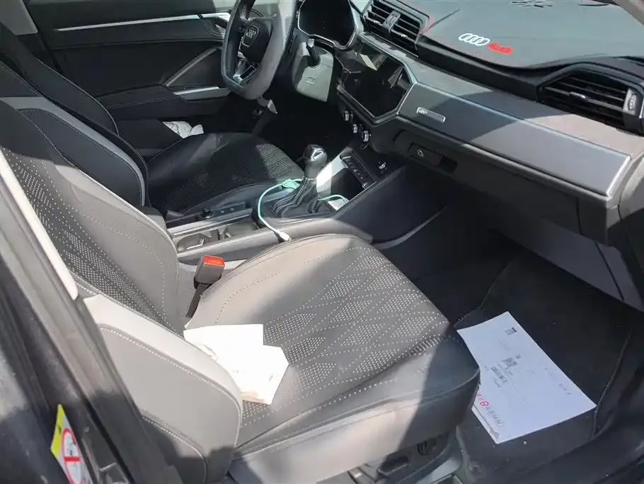 Audi Q3 2023 из CN, фото 3