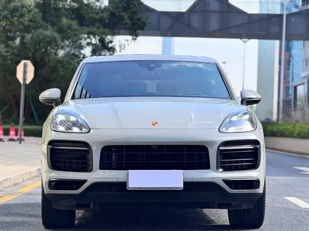 Porsche Cayenne — фото 2