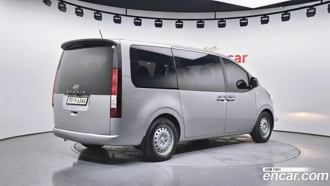 Hyundai Staria — фото 4