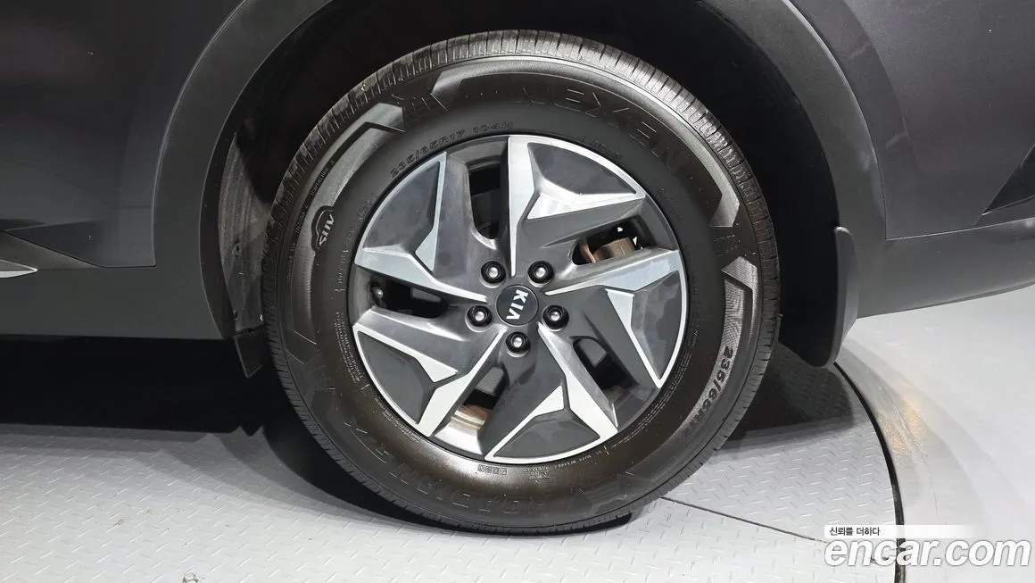 Kia Sorento — фото 9