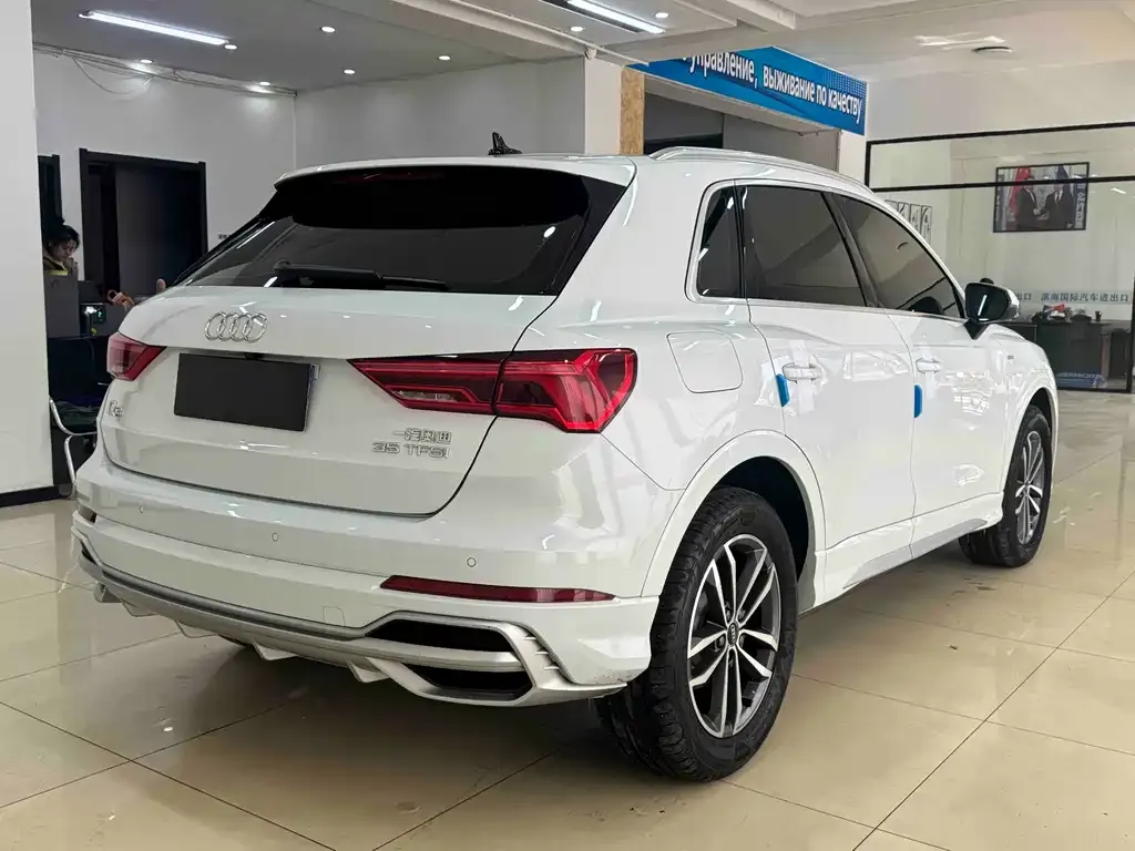 Audi Q3 2021 из CN, фото 6