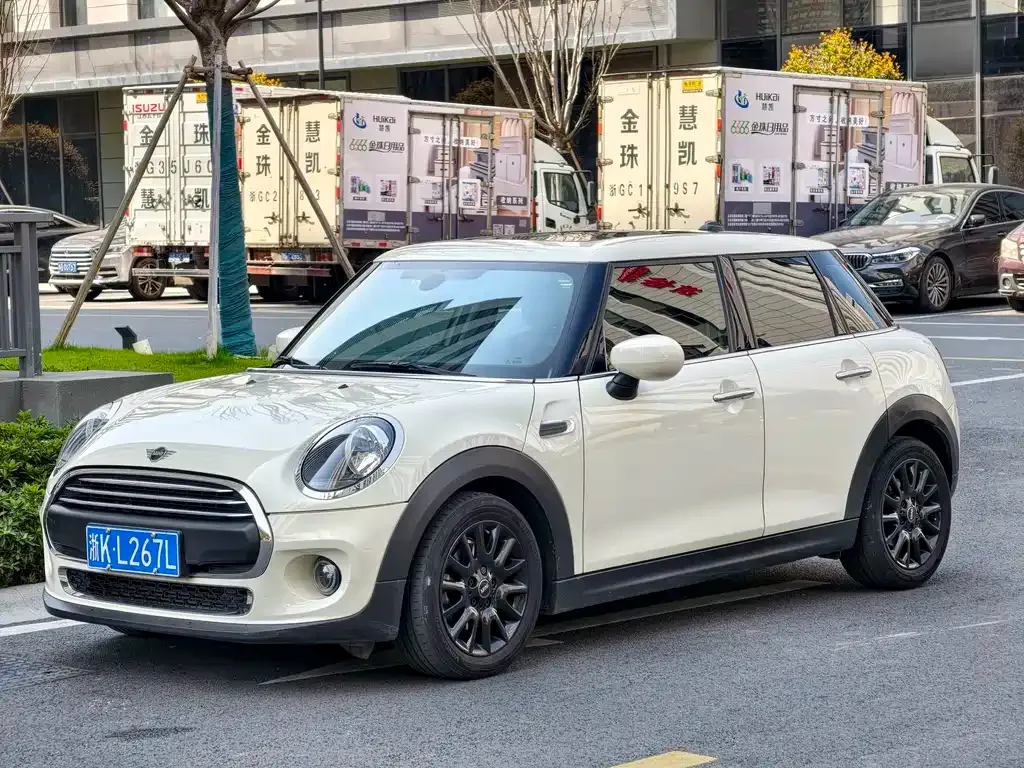 MINI Cooper (3-door) 2021 из CN, фото 1
