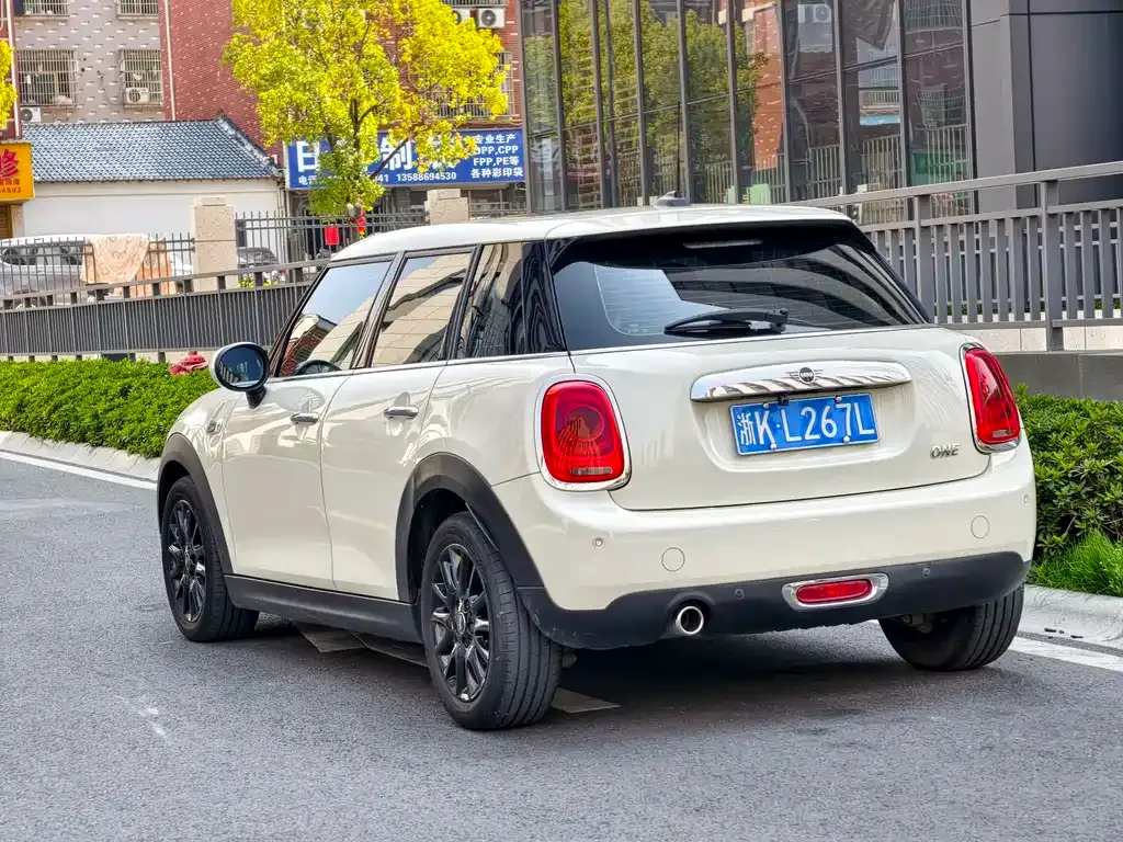 MINI Cooper (3-door) 2021 из CN, фото 4