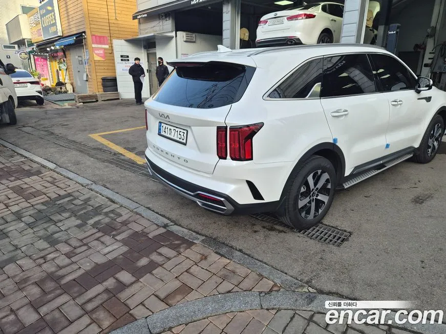 Kia Sorento — фото 4