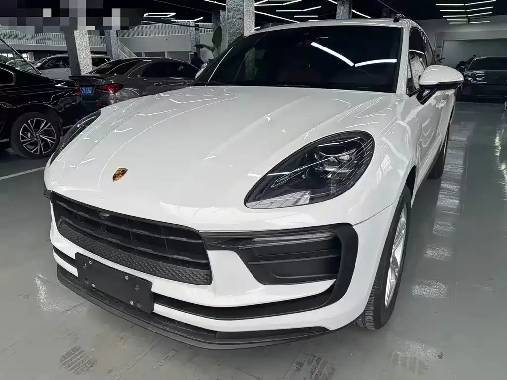 Porsche Macan — фото 1