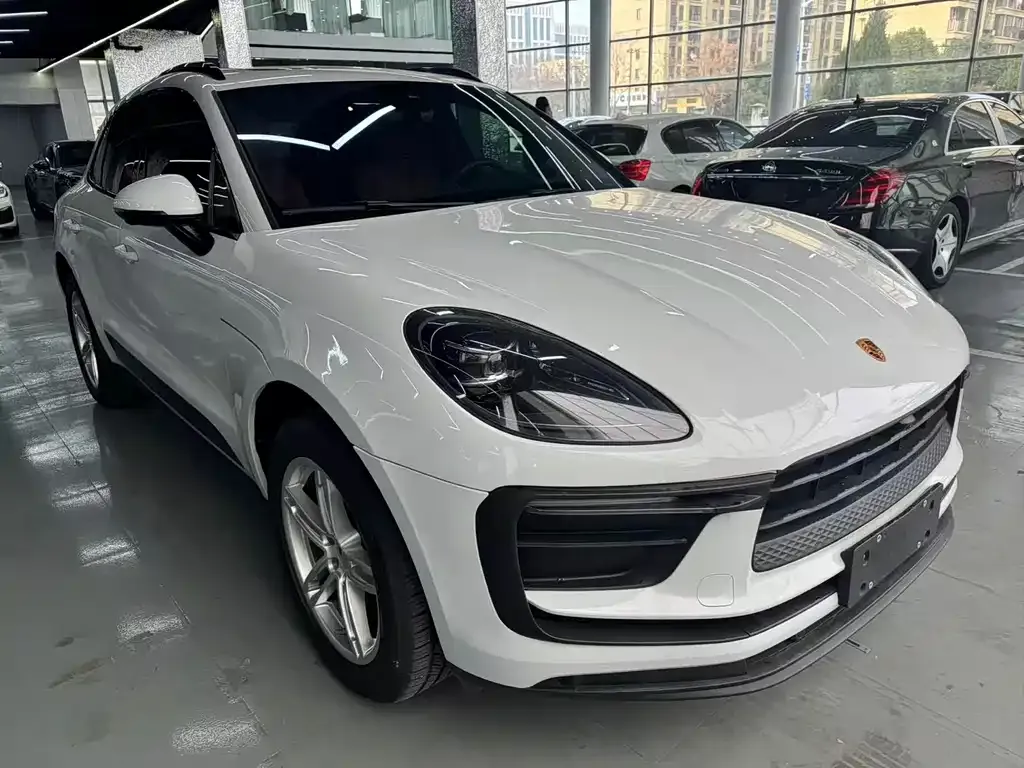Porsche Macan — фото 10