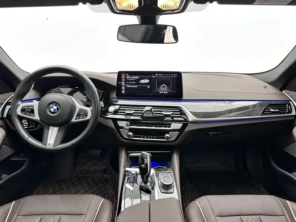 BMW 5 Series — фото 10