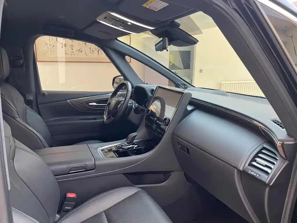 Toyota Alphard 2023 из CN, фото 5