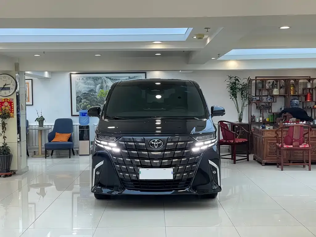 Toyota Alphard 2023 из CN, фото 7