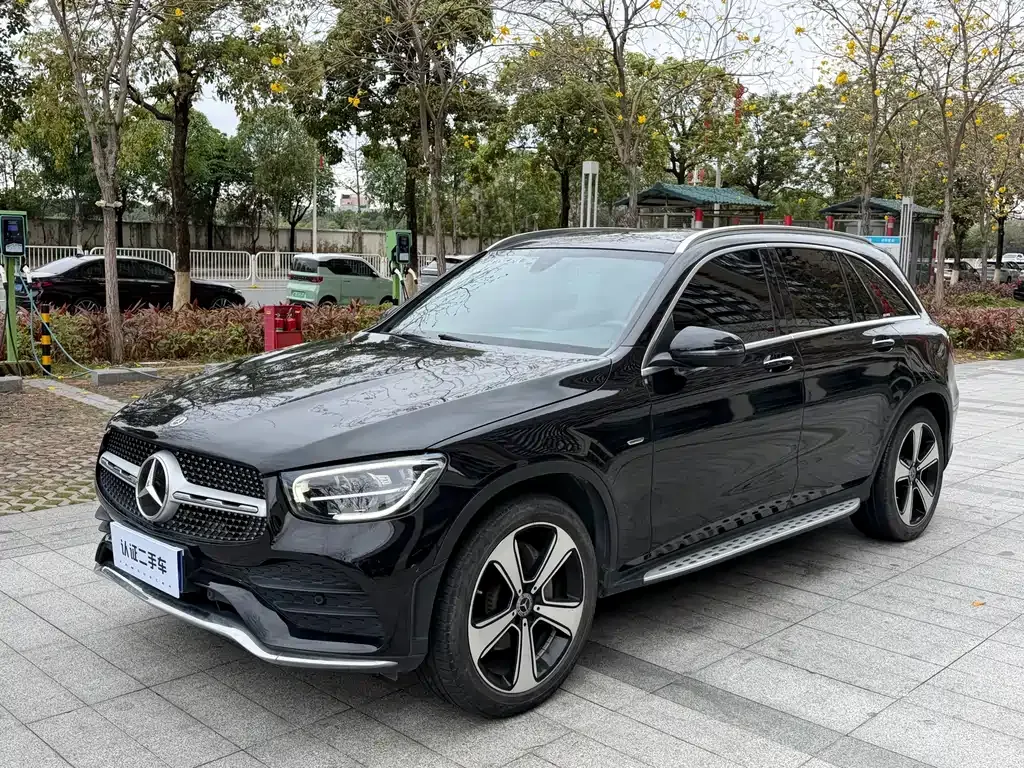 Mercedes-Benz GLC — фото 1