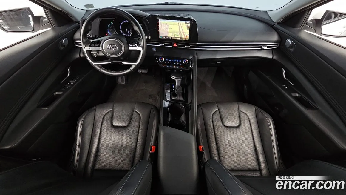 Hyundai AVANTE 2023 из KR, фото 3