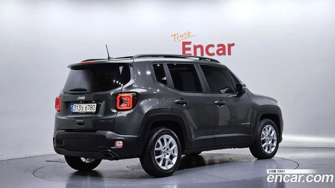 Jeep Renegade 2021 из KR, фото 4