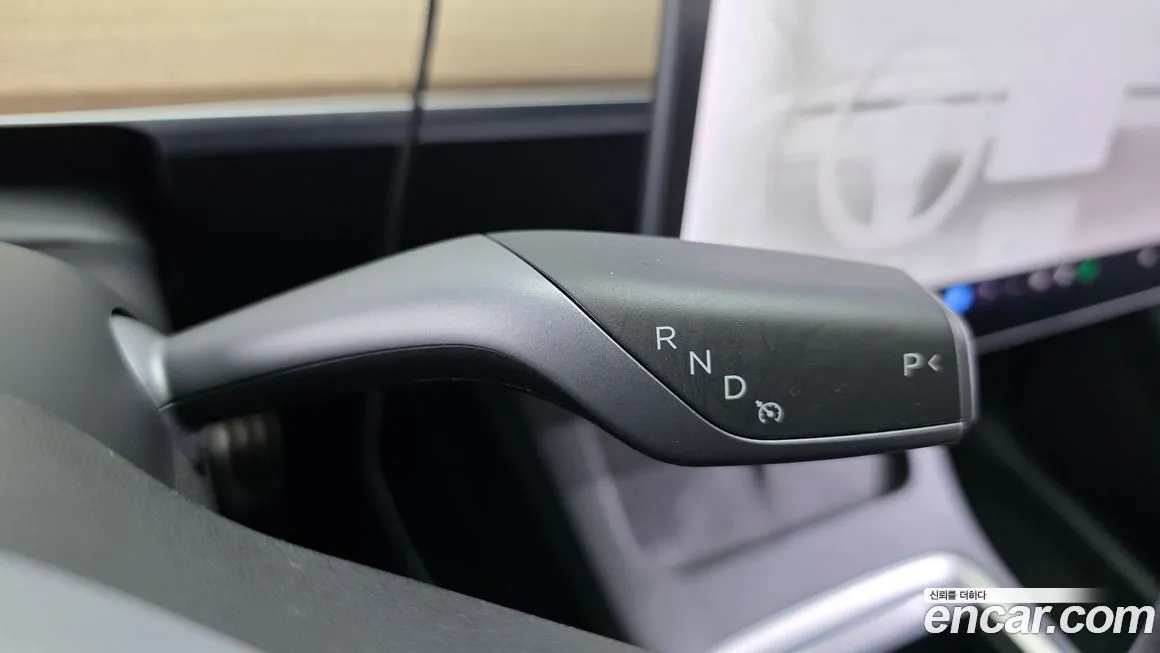 Tesla Model Y 2021 из KR, фото 2