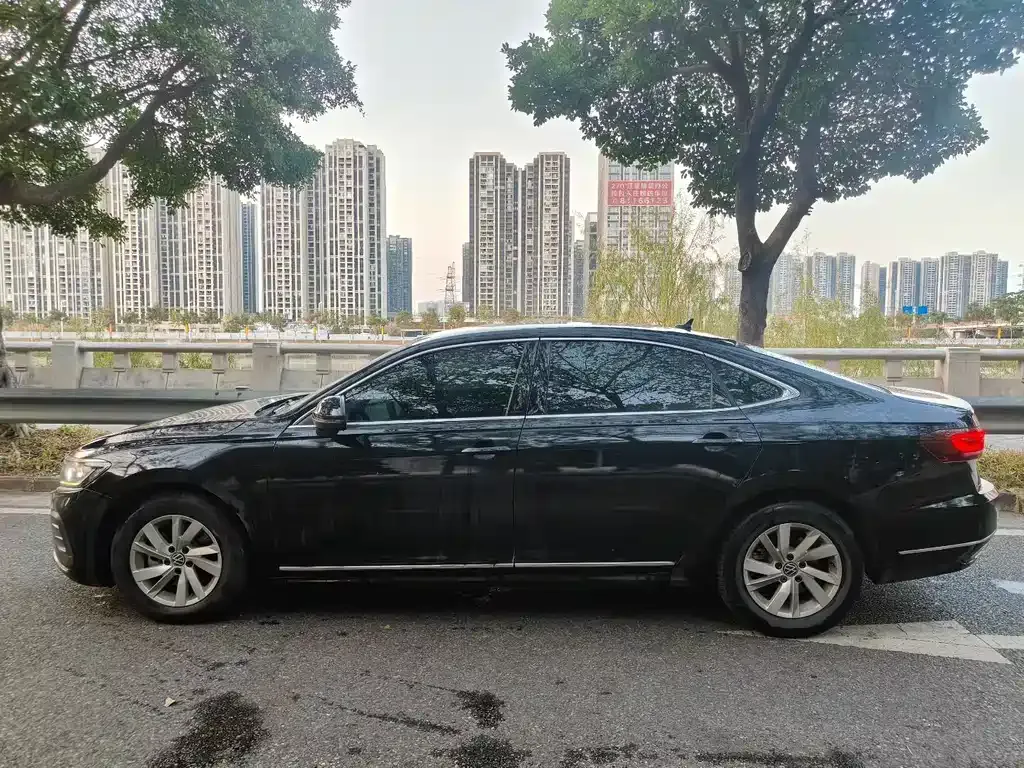 Volkswagen Passat 2022 из CN, фото 6