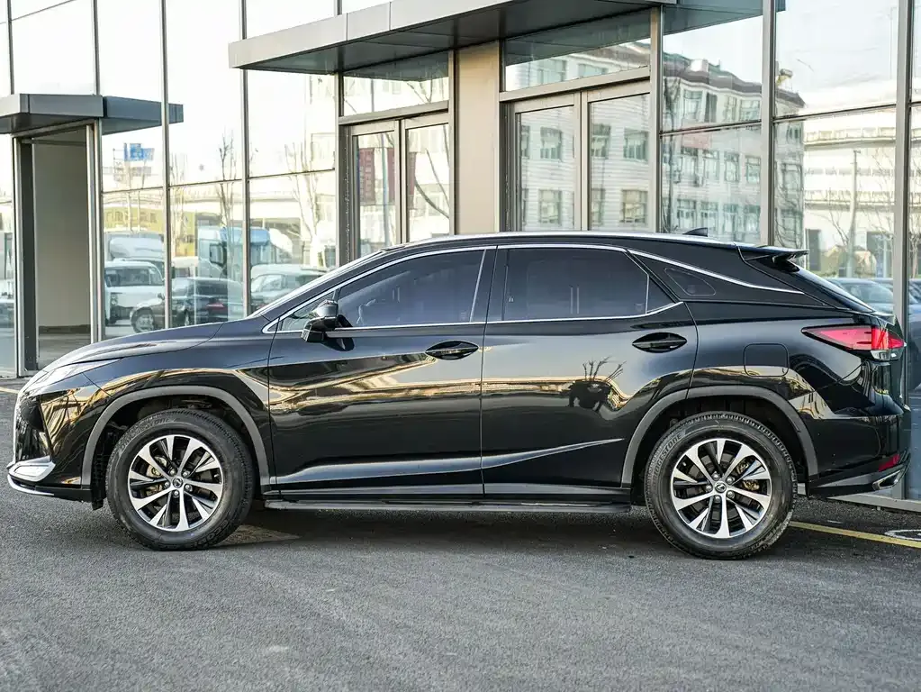 Lexus RX — фото 9