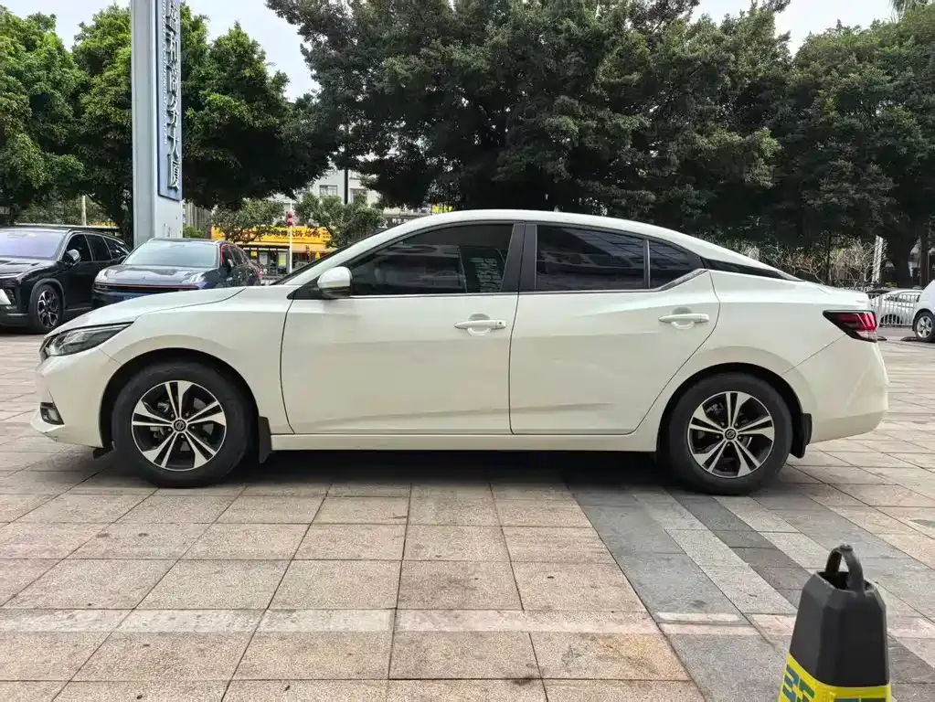 Nissan Sylphy 2023 из CN, фото 4