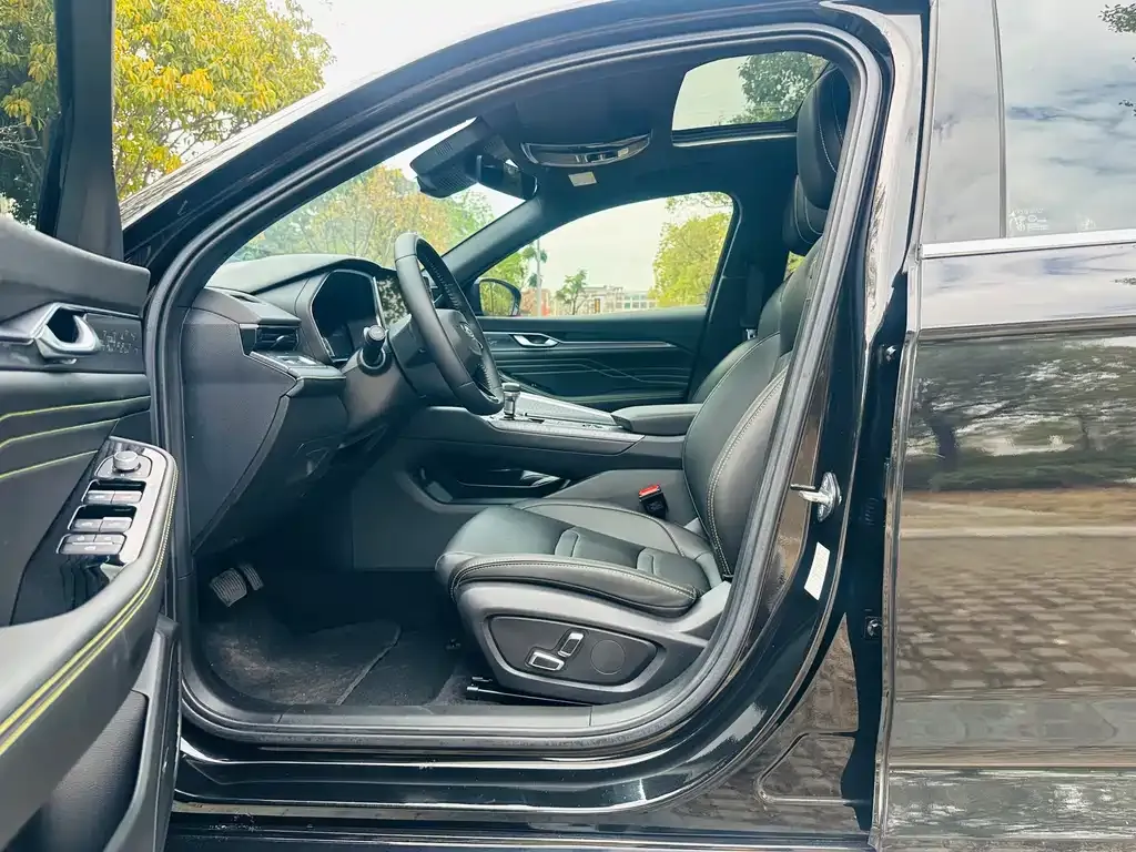 Geely Xingrui 2024 из CN, фото 4
