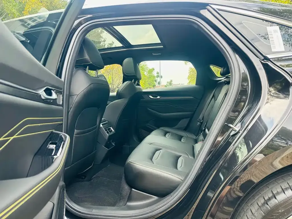 Geely Xingrui 2024 из CN, фото 2