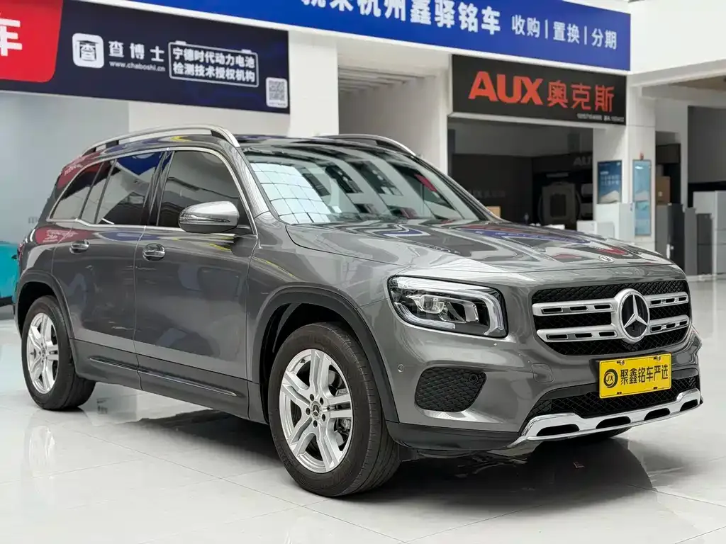Mercedes-Benz GLB — фото 3