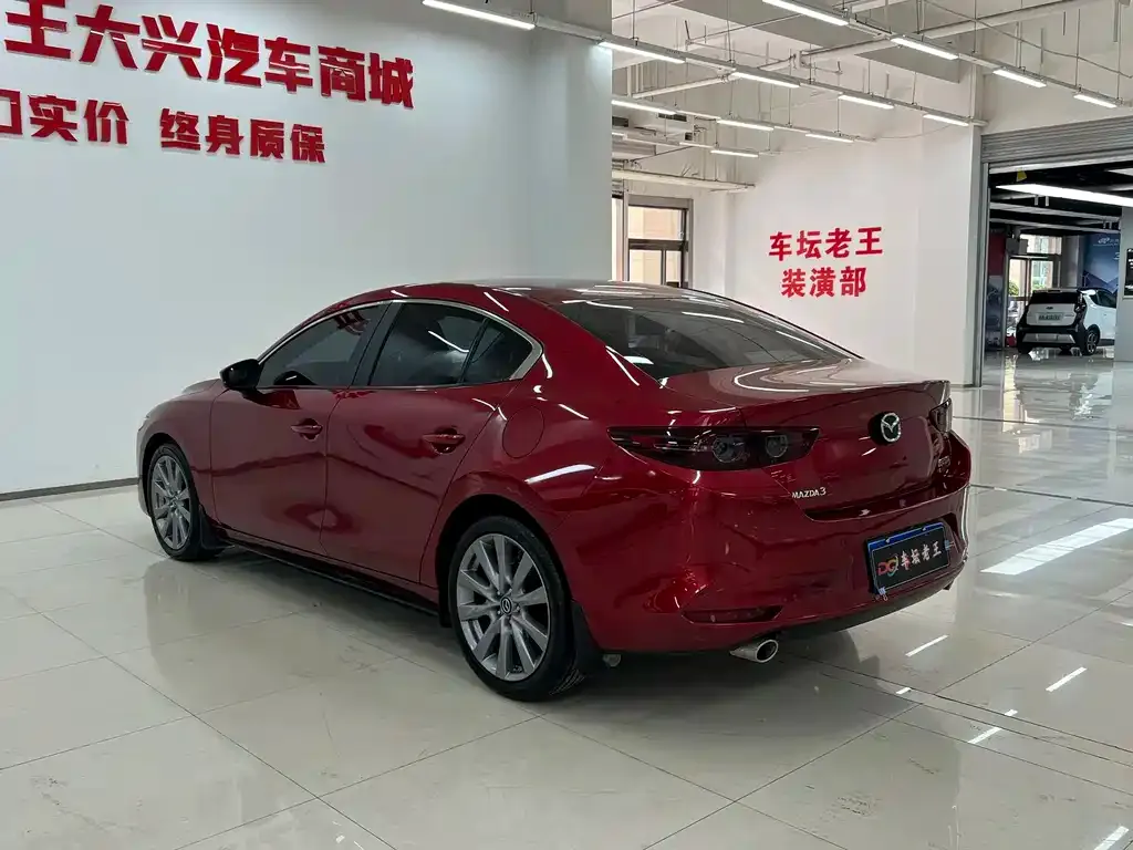 Mazda 3 Axela 2023 из CN, фото 6