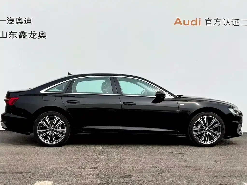 Audi A6L — фото 2