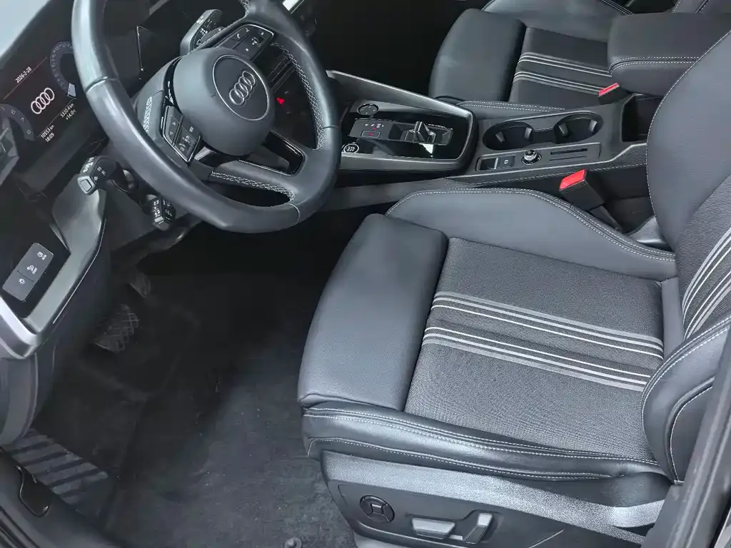 Audi A3 2024 из CN, фото 9