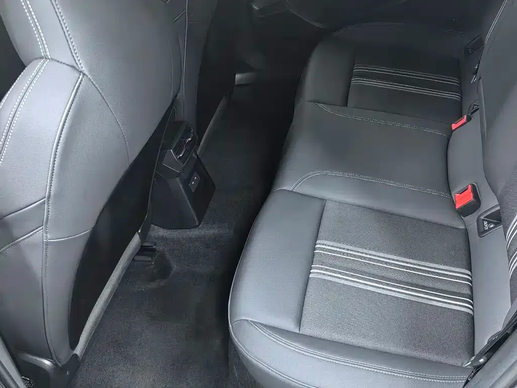 Audi A3 2024 из CN, фото 5