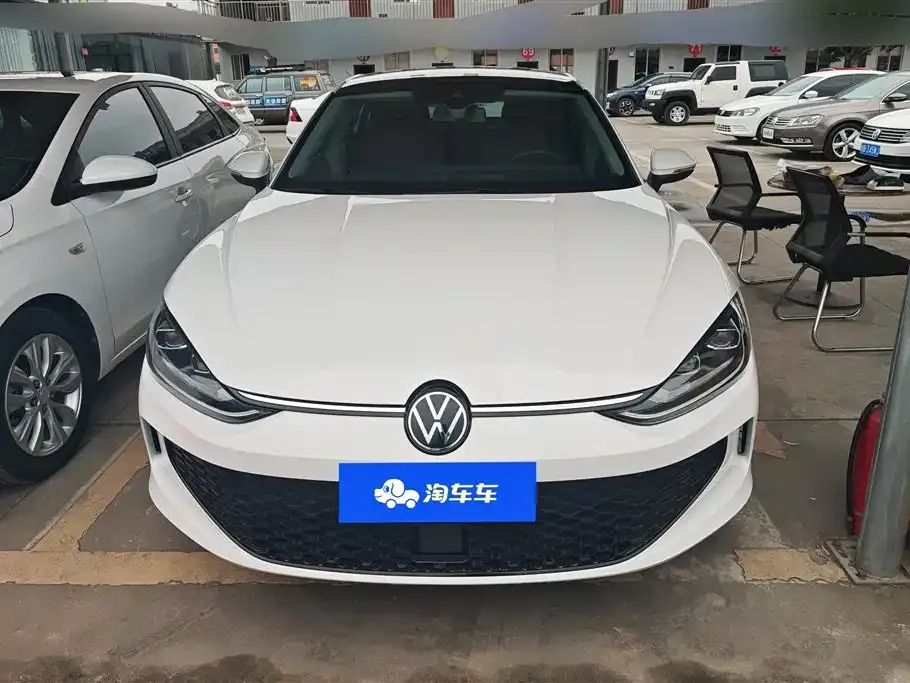 Volkswagen Lamando 2023 из CN, фото 10