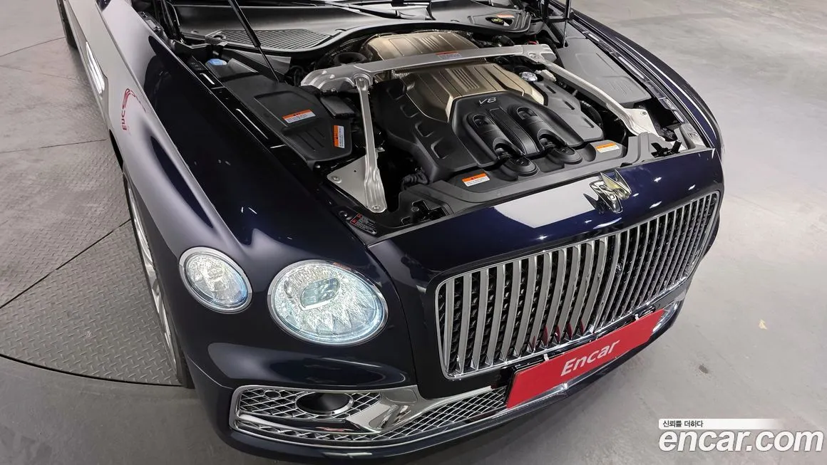 Bentley Flying Spur 2022 из KR, фото 9