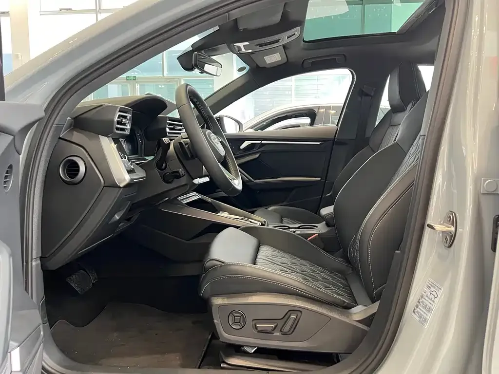 Audi A3 2026 из CN, фото 3