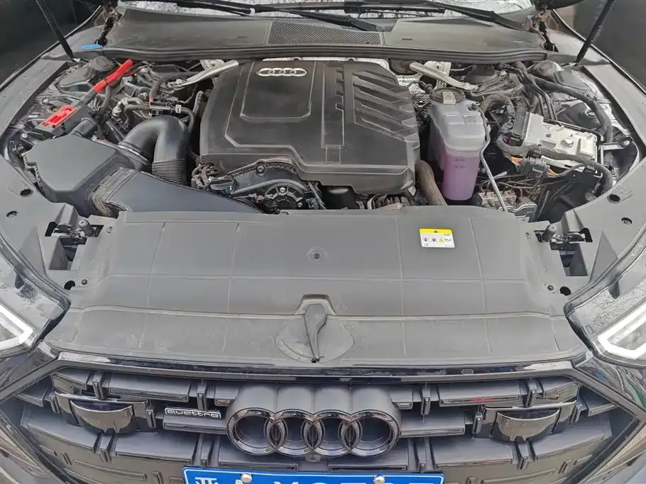 Audi A7L 2025 из CN, фото 9