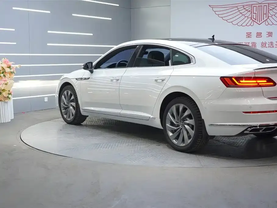Volkswagen CC — фото 2