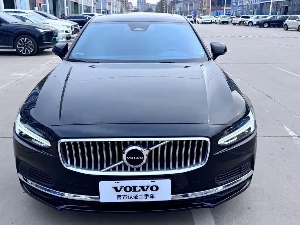 Volvo S90 PHEV 2023 из CN, фото 5
