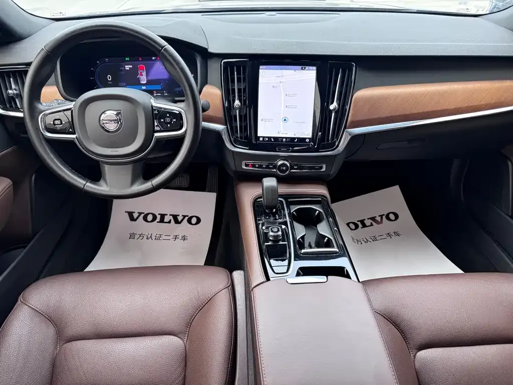 Volvo S90 PHEV 2023 из CN, фото 6