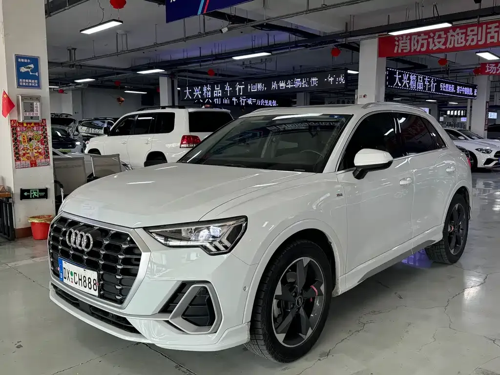 Audi Q3 2021 из CN, фото 1
