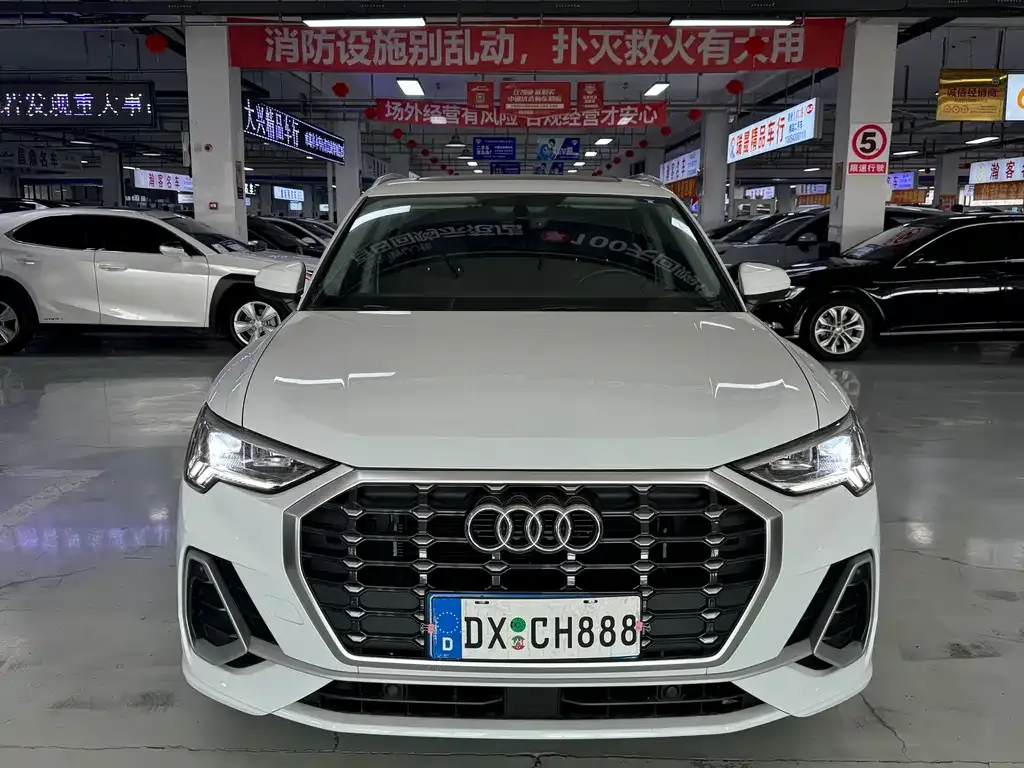 Audi Q3 2021 из CN, фото 8