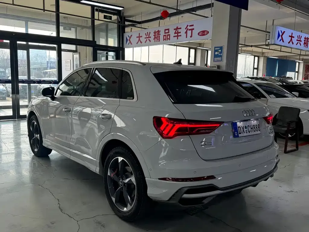 Audi Q3 2021 из CN, фото 9