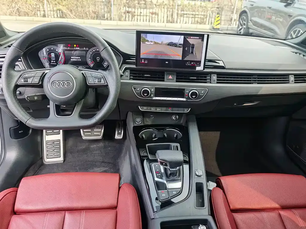 Audi A4L 2023 из CN, фото 10