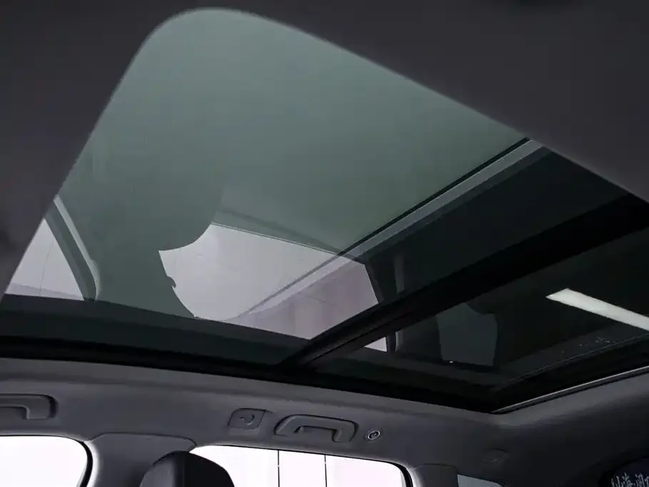 Audi Q7 2024 из CN, фото 6
