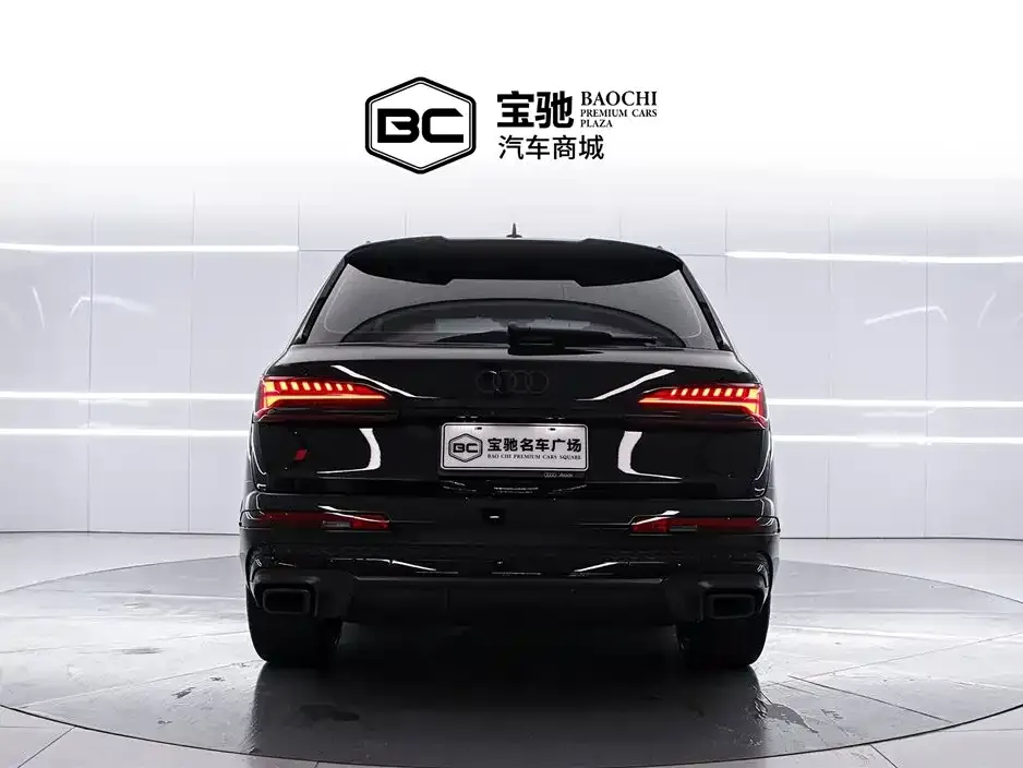 Audi Q7 2024 из CN, фото 7
