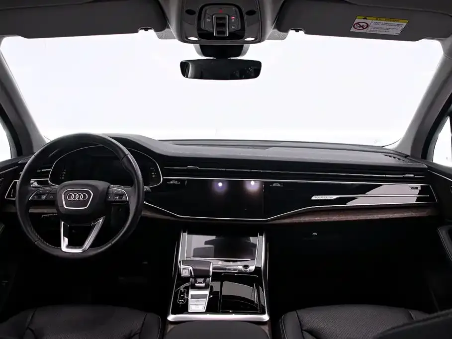 Audi Q7 2024 из CN, фото 3