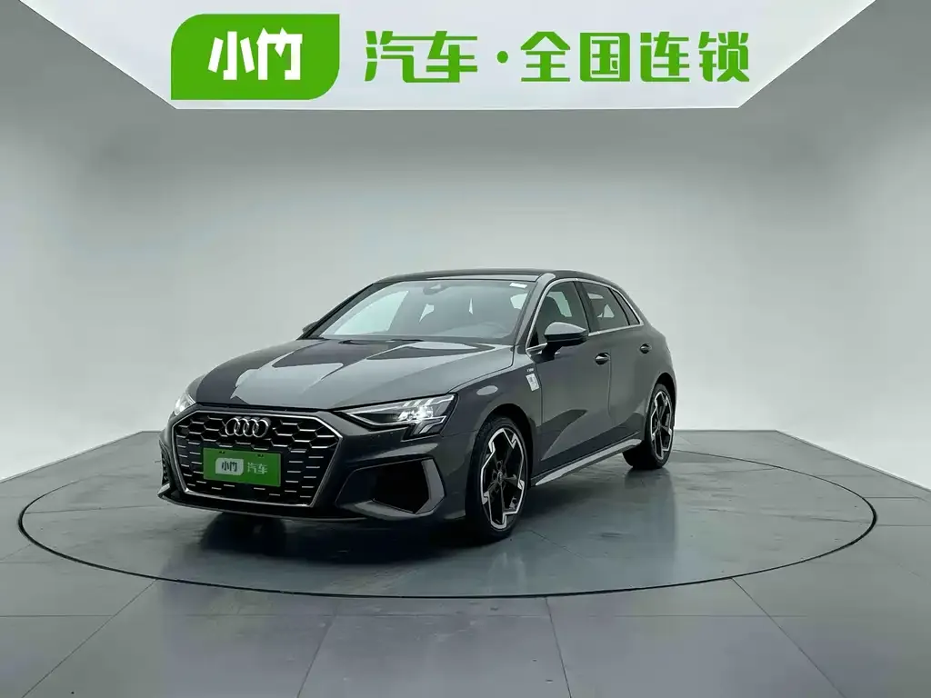 Audi A3 2023 из CN, фото 1